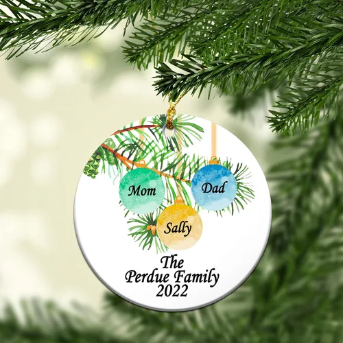 Vista 5 de Adorno personalizado para miembros de la familia, adorno de pareja 2023, adorno navideño personalizado, adorno con todos los nombres de los miembros