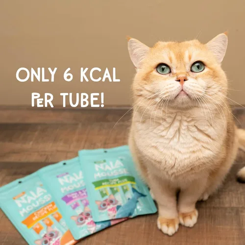 Vista 7 de LOVE, NALA Lickable Cat Treats - Puré de mousse exprimible sin granos para gatos, golosinas húmedas naturales y sabrosas para gatos, sabor a pollo