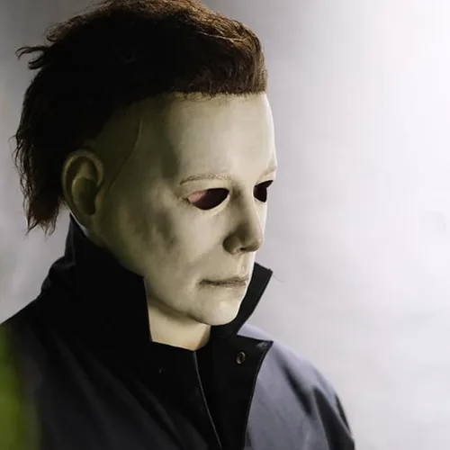 Vista 6 de Máscara de terror de Halloween, máscara de látex blanco de lujo de cabeza completa con cabello negro, accesorio de disfraz