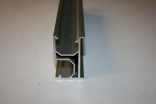 Vista 3 de (UISolar) Riel de montaje solar de 88 pulgadas (7.3 pies) de aluminio anodizado plateado - Paquete de 4 rieles
