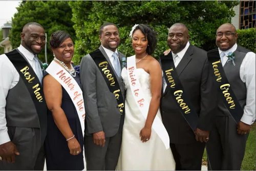 Vista 6 de Paquete de 6 fajas de despedida de soltera para novios y padrinos de boda, fajas negras de novio de equipo para hombres, decoraciones de despedida