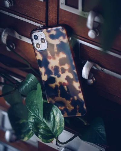 Vista 7 de FELONY CASE - Funda para iPhone 12/12 Pro - Elegante funda clásica para teléfono de tortuga - Antiarañazos, compatible con carga inalámbrica, 360 a