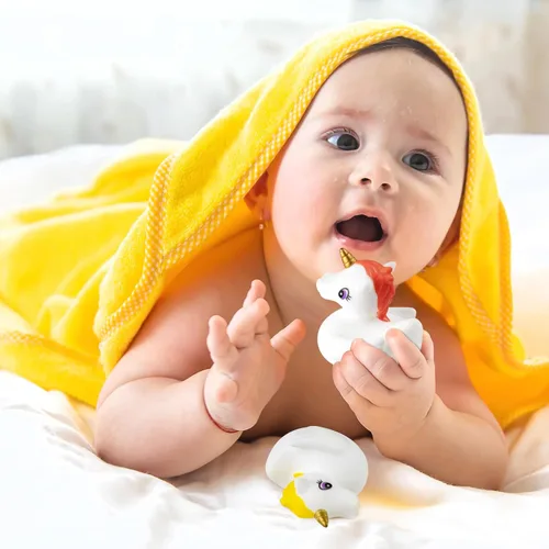 Vista 4 de Juguetes de baño sin agujeros, juguetes de baño de unicornio para niños pequeños de 1 a 3 años, juguetes de baño de unicornio suave para niños