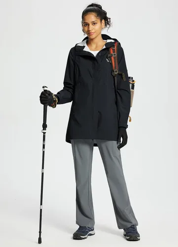 Vista 6 de BALEAF Chaqueta impermeable para mujer, impermeable, ligera, larga, para viajes, exteriores, cortavientos con capucha