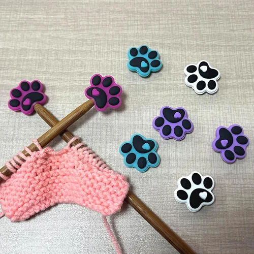 Vista 3 de SPANSEE 8 piezas de tapones para agujas de tejer con forma de pata de perro, protectores de puntas de agujas de tejer, tapas para agujas de tejer