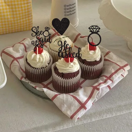 Vista 5 de 24 piezas de adornos para cupcakes con anillo de corazón con purpurina para despedida de soltera, boda, compromiso, despedida de soltera, despedida