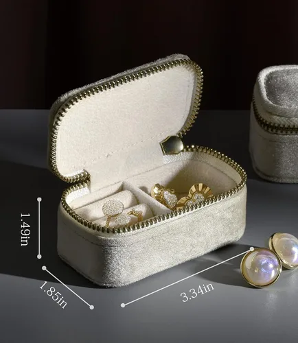 Vista 6 de TAIMY Mini estuche de viaje de joyería, caja de joyería de viaje pequeña de terciopelo, caja organizadora de viaje portátil para anillos, aretes