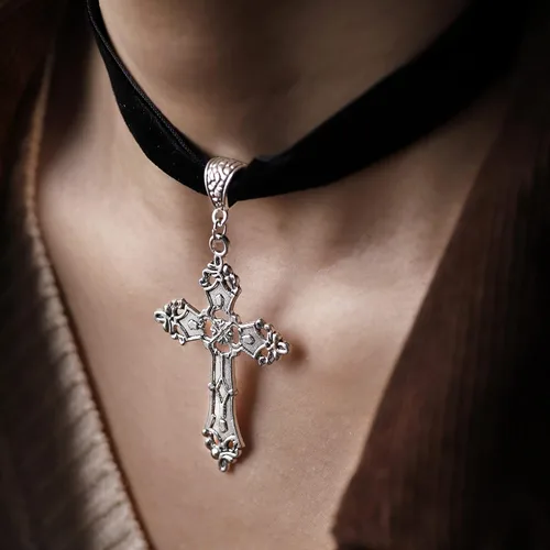 Vista 3 de Sacina Collar de cruz gótica, collar de cruz negra de aleación de zinc, Halloween, regalo de joyería gótica de Navidad para mujer, Zinc, No es una