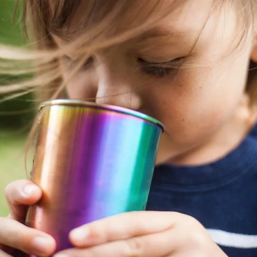 Vista 7 de Vasos Rainbow de acero inoxidable de 10 onzas, paquete de 4 unidades, ideales para niños, ecológicos, saludables, de grado alimenticio, duraderos e