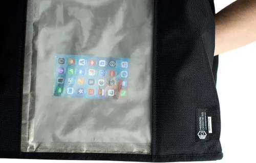 Vista 2 de Mission Darkness BlockBox Touch - Kit de operación de dispositivo de pantalla táctil blindada/ Interroga dispositivos móviles mientras está