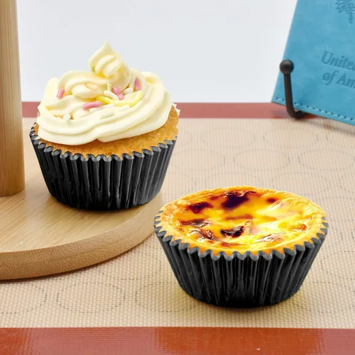 Vista 3 de 200 piezas de forros de papel de aluminio negro para cupcakes, tazas estándar para hornear, moldes de papel para muffins