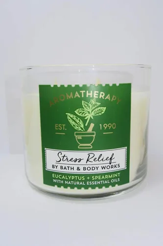 Vista 2 de Bath & Body Works Aromaterapia Alivio del Estrés, Vela perfumada de eucalipto + menta