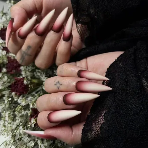 Vista 28 de MISUD Uñas a presión largas tipo Stiletto con pegamento de Rojo Gótico y Negro, diseño gótico cruzado acrílico, 24 piezas 02301Negro y Rojo