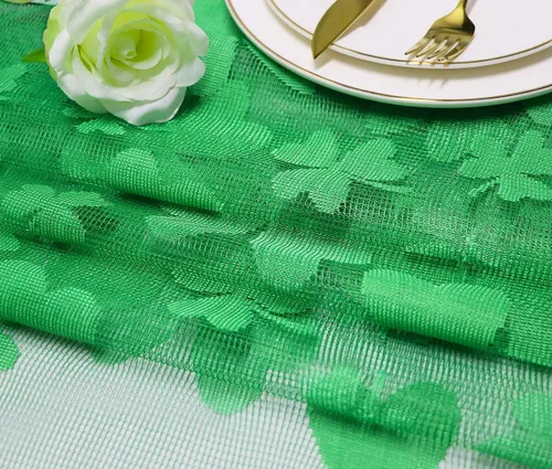 Vista 4 de asunflower Mantel rectangular de encaje con trébol verde, 60 x 84 pulgadas, para decoración de mesa del día de San Patricio con mantel bordado