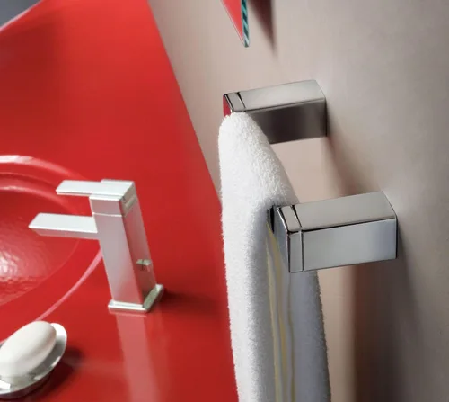 Vista 5 de Moen YB8886CH Barra de toalla de mano de baño de 90 grados, cromo