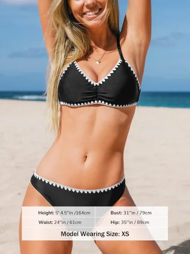 Vista 4 de CUPSHE Conjunto de bikini para mujer, traje de baño de dos piezas, parte superior triangular, cintura media, tirantes ajustables, espalda