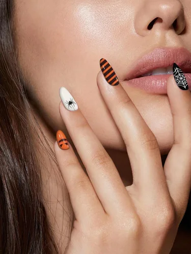 Vista 6 de EBANKU 14 calcomanías adhesivas de esmalte de uñas de Halloween, lindos murciélagos fantasmas, telarañas, tiras de uñas de esqueleto, con lima