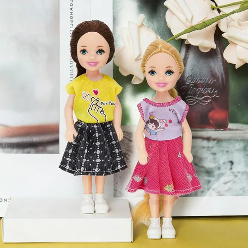 Vista 3 de ONEST 10 juegos de mini muñecas de 5 pulgadas con ropa de muñeca, trajes de fiesta para niños, accesorios para muñecas