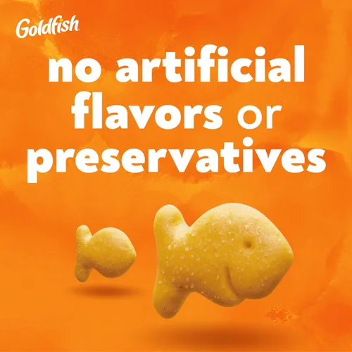 Vista 12 de Goldfish Galletas de queso cheddar, horneadas con grano entero, caja de 27.3 onzas
