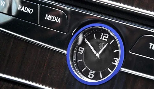 Vista 8 de iJDMTOY Anillo decorativo de aluminio azul para salpicadero interior de reloj analógico compatible con Mercedes W205 Clase C W213 Clase E X205 Clase