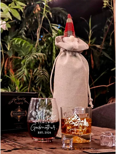 Vista 5 de Est 2026 - Juego de regalo de whisky de montaña y copa de vino de 15 onzas, anuncio de embarazo, Día de la Madre y del Padre, regalos de San