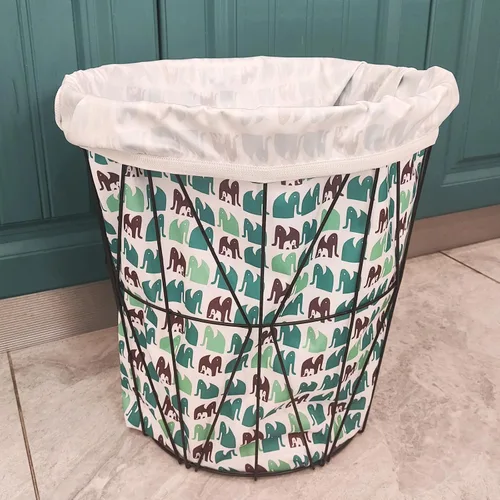 Vista 6 de Mama Koala Revestimiento de cubo para pañales de tela, reutilizable y lavable, impermeable, con correa para cubos de pañales, paquete de 2 (B003M)