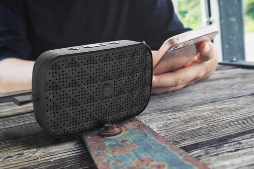 Vista 5 de Motorola Sonic Play 150 Altavoz Bluetooth con radio FM - Negro