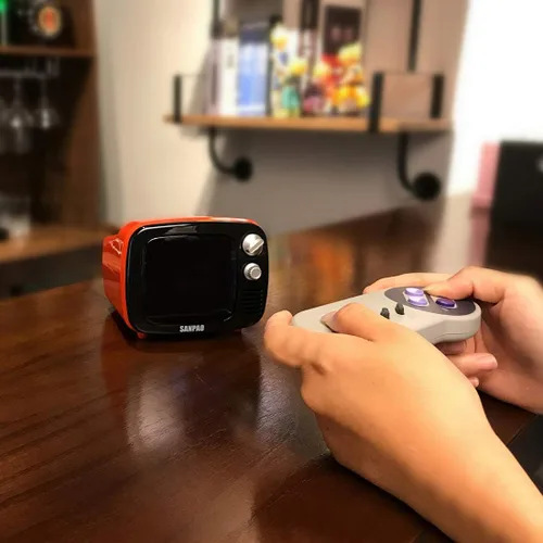Vista 2 de Mini Retro TV Handheld 3.5-Inch Video Game Console Watch TV Built-in Android 7.1 System WiFi Version (1 of SFC Wireless Gamepad)