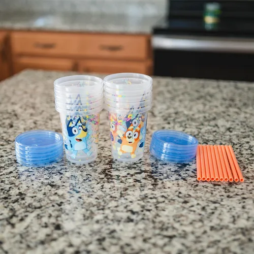 Vista 5 de The First Years Bluey Take & Toss Vasos con Pajita para Niños Pequeños - Vasos Sippy a Prueba de Derrames para Niños Pequeños con Tapas que se