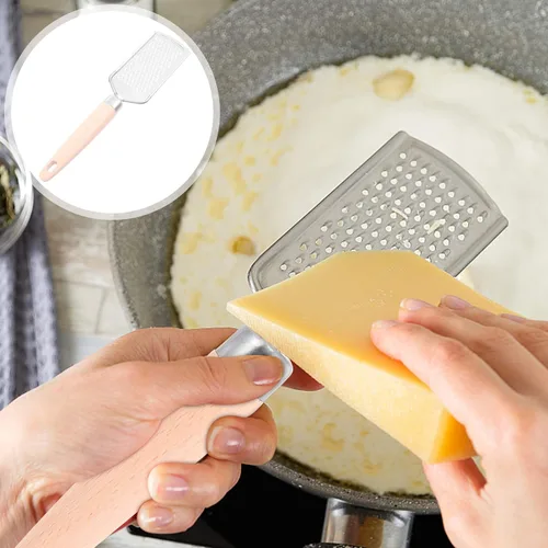 Vista 4 de BESPORTBLE Rallador de queso de mano, rallador de queso, rallador de limón, rallador de acero inoxidable con mango de madera, rallador para queso