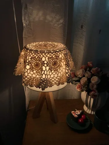 Vista 4 de Damanni Mantel de encaje de ganchillo hecho a mano de algodón beige para mesa, redondo, 16 pulgadas, 2