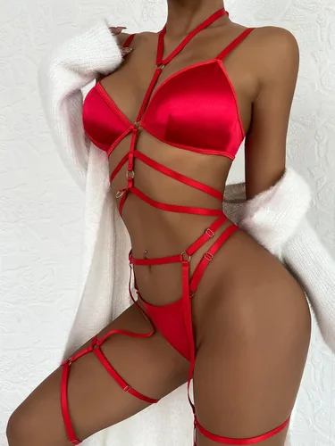 Vista 3 de WDIRARA Conjunto de lencería con aros para mujer bralette y braga con liga