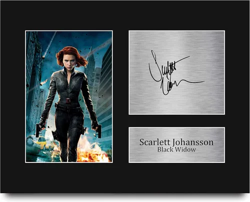 Vista 8 de HWC Trading Scarlett Johansson Black Widow Avengers - 16 x 12 pulgadas (A3) Impreso de regalos firmados con autógrafo para fanáticos de recuerdos