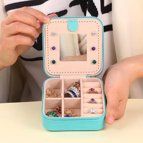 Vista 5 de Regalos para ella, regalos de viaje para mujer, accesorios de viaje para niñas, joyero pequeño de artículos esenciales de viaje, estuche de joyería