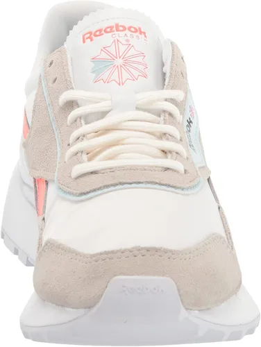 Vista 2 de Reebok Classic Leather Legacy Az Cross Trainer para mujer, Claro