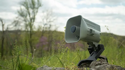 Vista 8 de FOXPRO X24 Hecho en Estados Unidos, llamada electrónica depredadora controlada a distancia y programable para coyote, zorro, cuervo, jabal para caza
