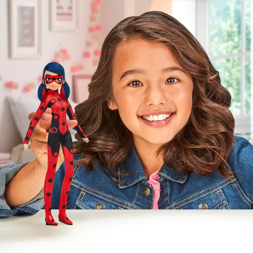 Vista 5 de Miraculous Muñeca de moda Heroez de la temporada 6 de Ladybug con accesorio de Playmates Toys