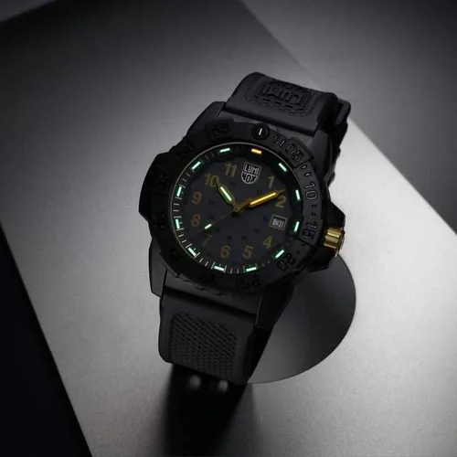 Vista 8 de Luminox Navy Seal 3500 Series 3508 Reloj para hombre Azul Buceador deporte lujo vestidoformal casual clásico militar