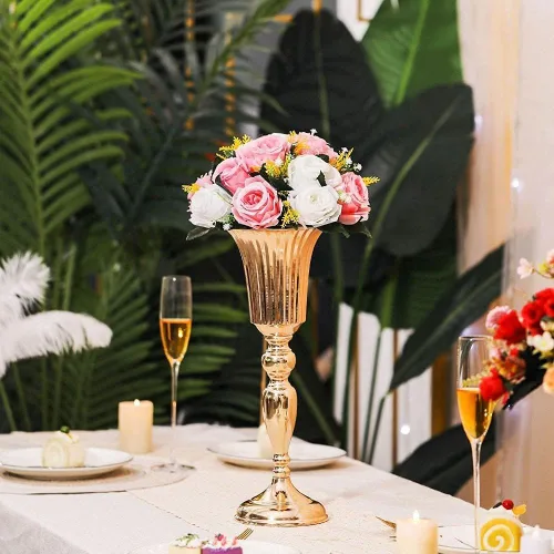 Vista 4 de 10 piezas de jarrón dorado para centro de mesa, soporte de metal para flores, decoraciones de boda para recepción, jarrón de trompeta de 15.6
