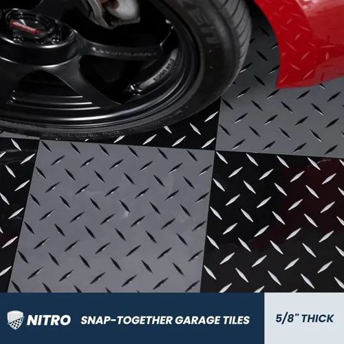 Vista 2 de Baldosas de piso entrelazadas Nitro Pro de 5/8" de grosor de FlooringInc, baldosas de piso de garaje para un garaje, taller, cobertizo o remolque