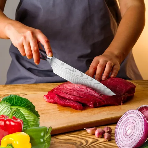 Vista 5 de Cuchillo de chef CKside. Cuchillo de cocina de 8 pulgadas, hecho de acero inoxidable alemán de alto carbono, mango ergonómico, ultra afilado