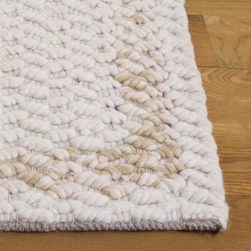 Vista 3 de SAFAVIEH Natura Collection Runner Rug - 2'3" x 8', Beige & Ivory, Handmade Wool, Ideal for Living Room, Hallway, Foyer, Bedroom (NAT713B-28)