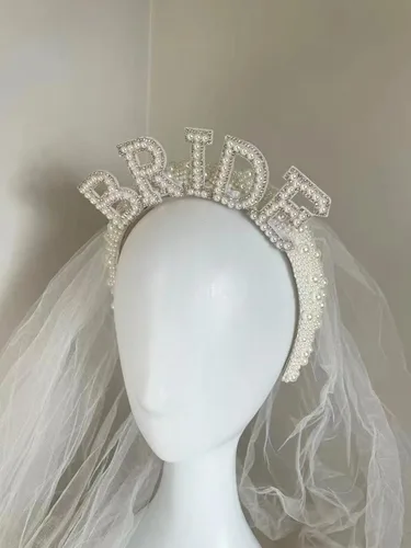 Vista 2 de MapleLeaf Diadema de novia, elegante diadema de perlas con velo, corona de boda, velo de boda de fiesta de compromiso, despedida de soltera