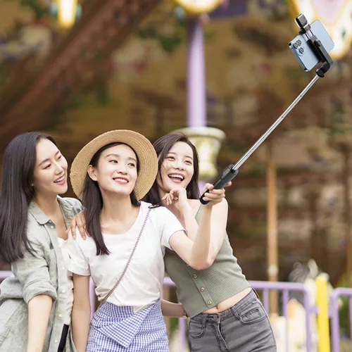 Vista 3 de Trípode de teléfono de 67 pulgadas y trípode de viaje para selfies de iPhone, con soporte para teléfono, rotación de 360°, palo selfie extensible