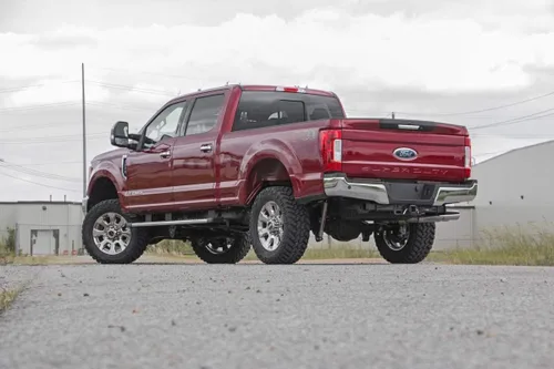 Vista 6 de Kit de elevación de 3" de Rough Country para Ford F-250 Super Duty 2017-2022 Diésel - 50221