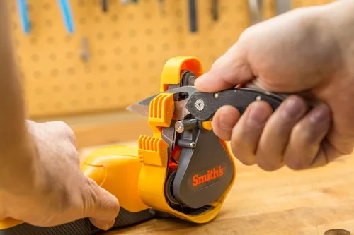Vista 7 de Smith's 50933 - Afilador de cuchillos y herramientas con cable, color naranja