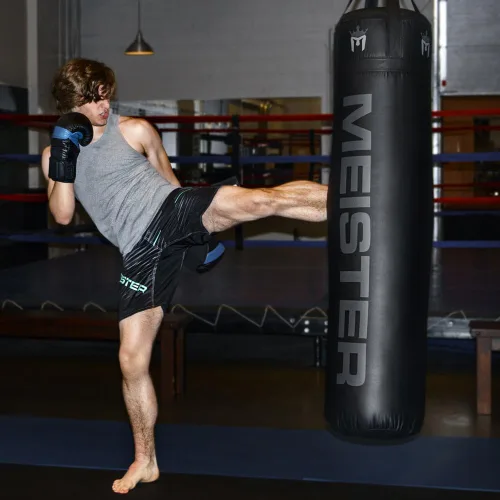 Vista 5 de Meister Bolsa pesada rellena de 100 libras para boxeo, artes marciales mixtas y muay thai – saco de boxeo profesional de 60 pulgadas NEGRO