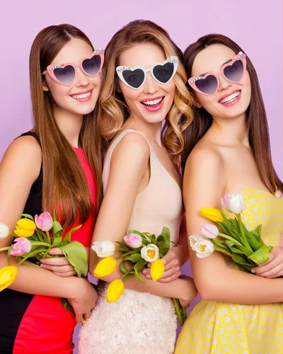 Vista 6 de 12 pares de lentes de sol de corazón de San Valentín para despedida de soltera a granel con cuentas de letras y perlas pegamento para fiesta de boda