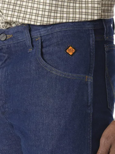 Vista 4 de Wrangler Jeans de mezclilla ligeros Fr resistentes al fuego y ajuste regular para hombre