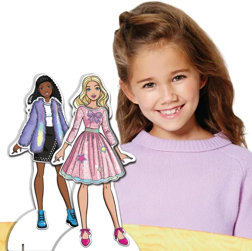 Vista 5 de Tara Toys Barbie Magnetic Dress Up Closet Activity - Juego de diseño